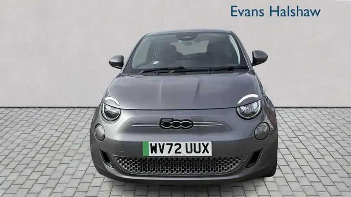 Fiat 500E 2022 photo 2
