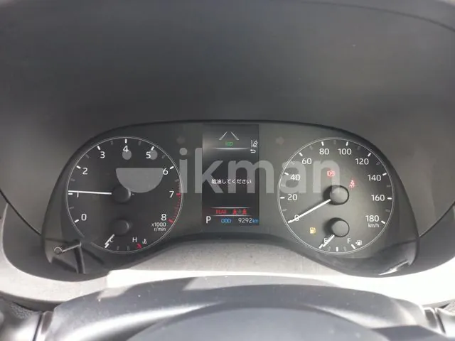 Toyota Yaris 2023 photo 4