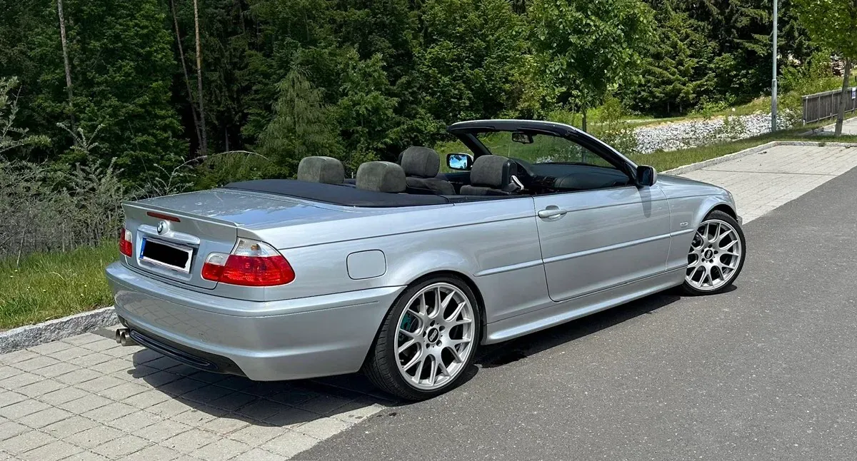 BMW 3 Series 2002 photo 2