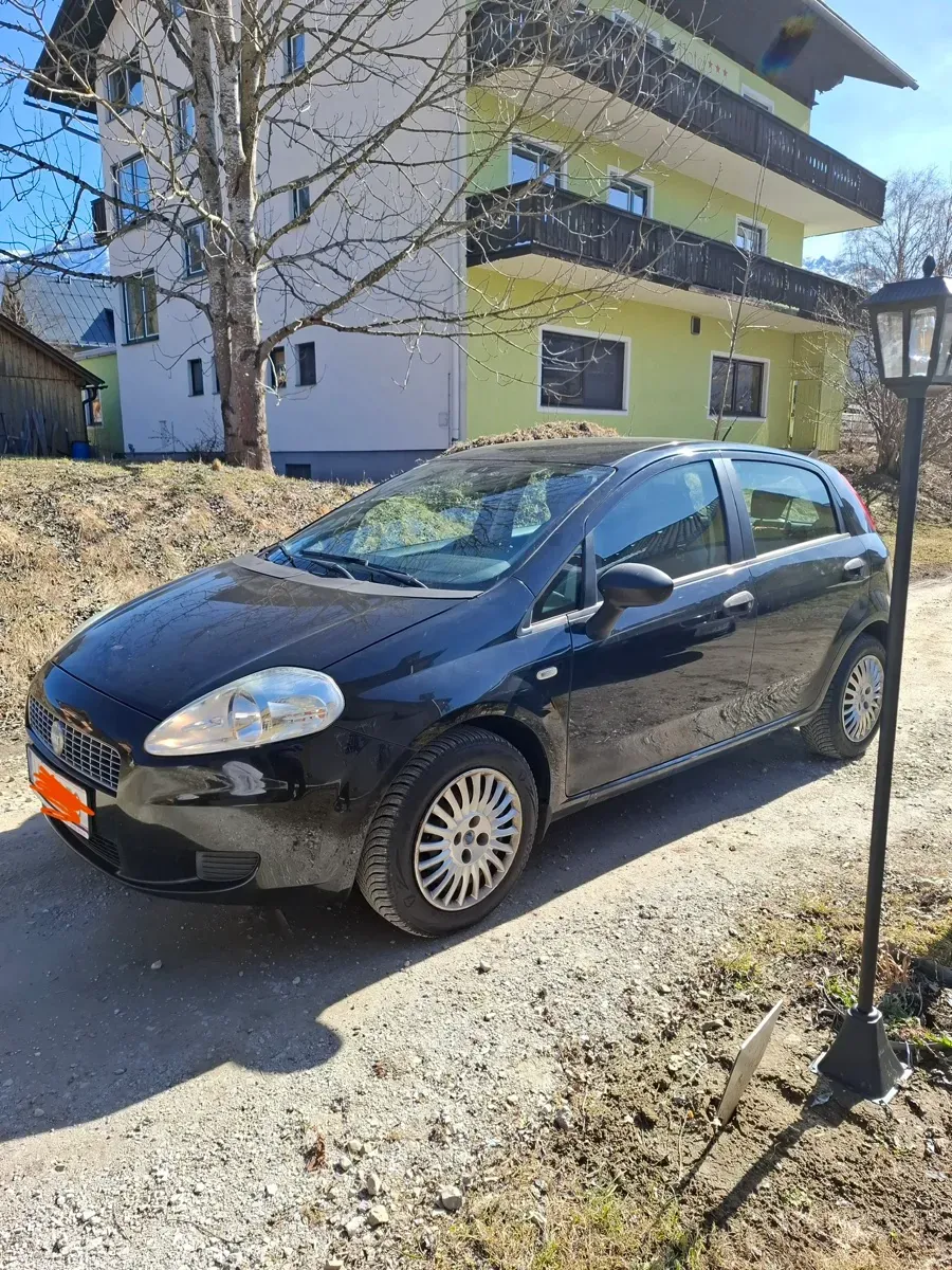 Fiat Punto 2007 photo 2