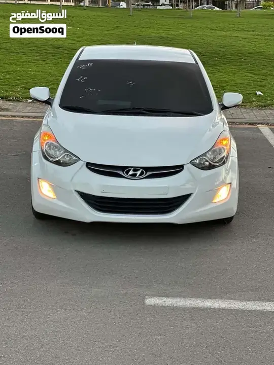 Hyundai Elantra 2013 photo 3