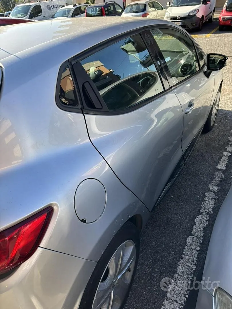 Renault Clio 2015 photo 3