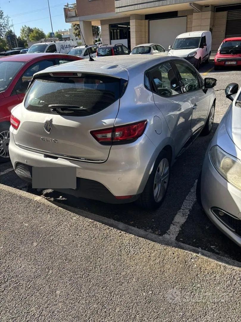 Renault Clio 2015 photo 2