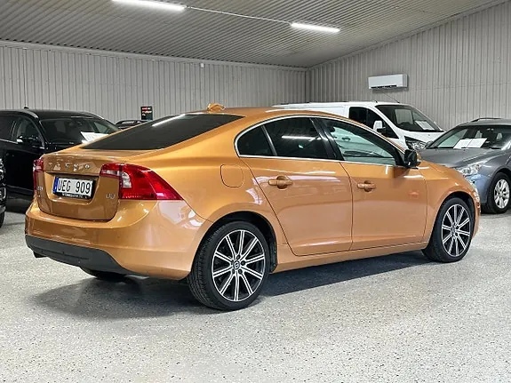 Volvo S60 2011 photo 3