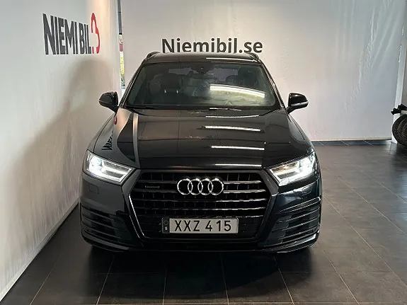 Audi Q7 2016 photo 2