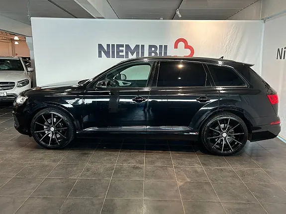 Audi Q7 2016 photo 5