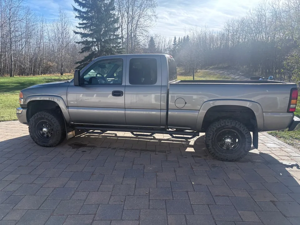 GMC C/K 2500 2006 photo 2