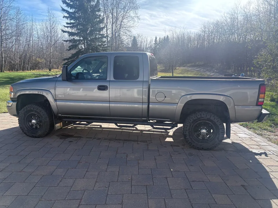 GMC C/K 2500 2006 photo 3