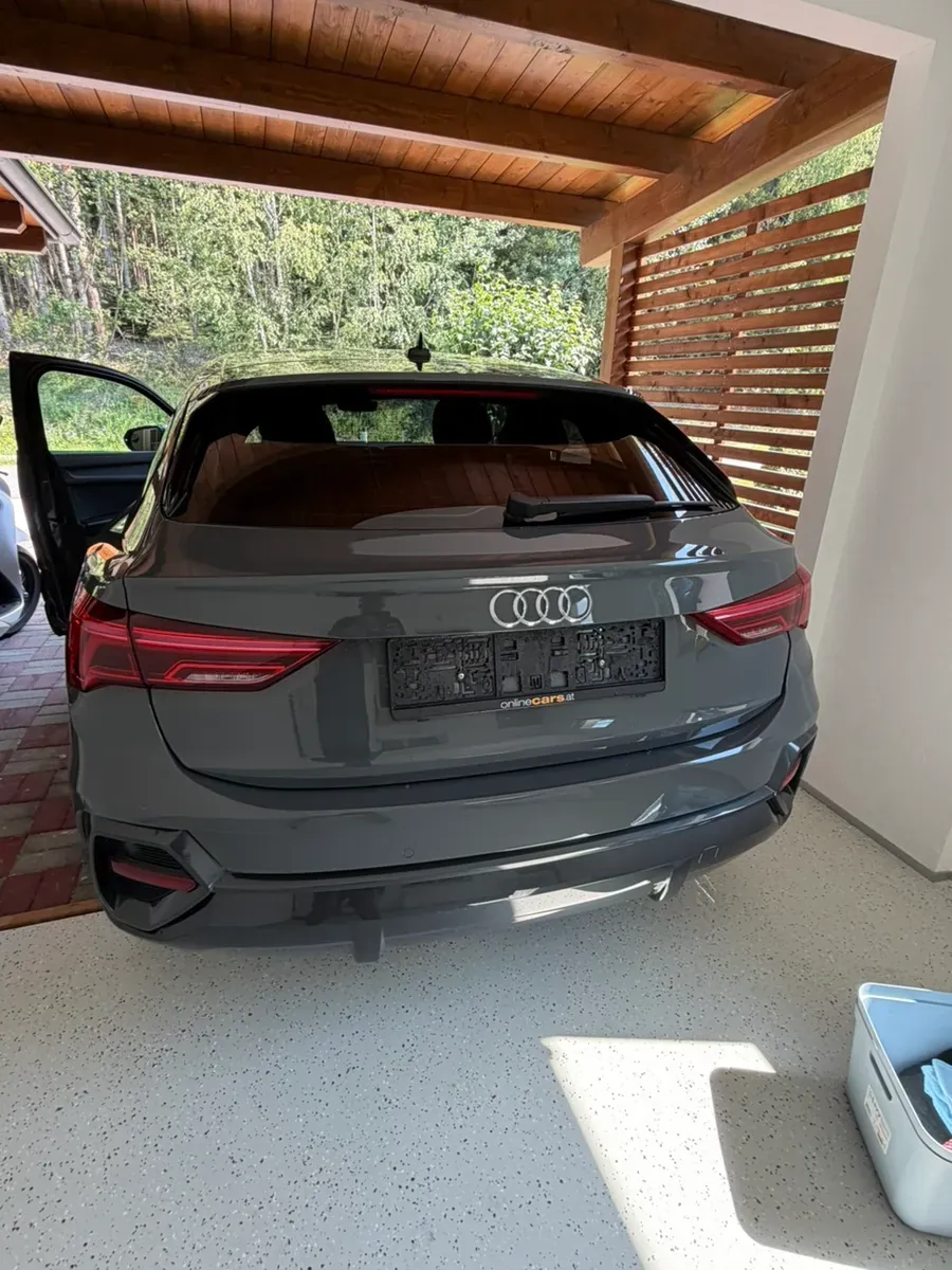 Audi Q3 2021 photo 3