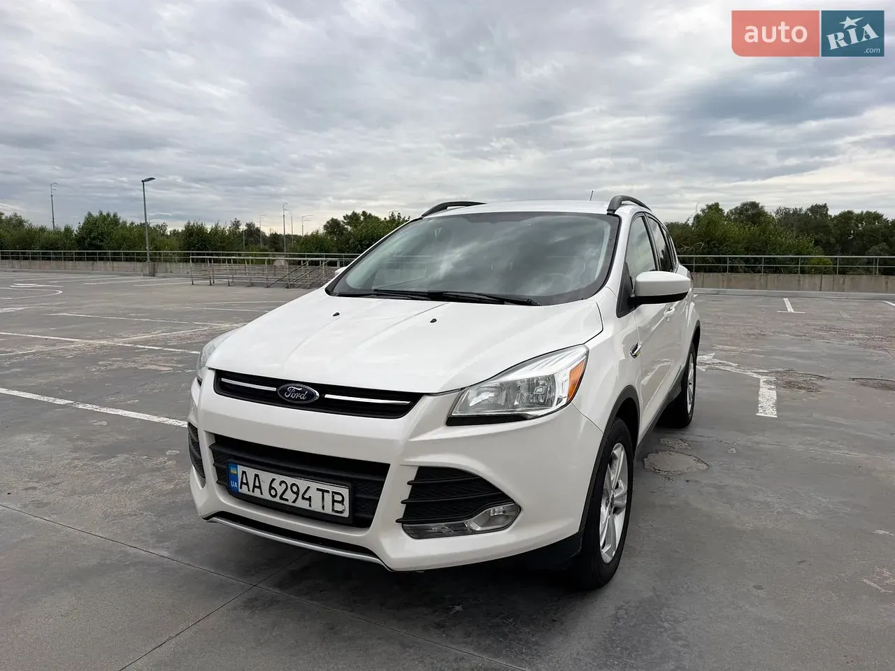 Ford Escape 2016 photo 3