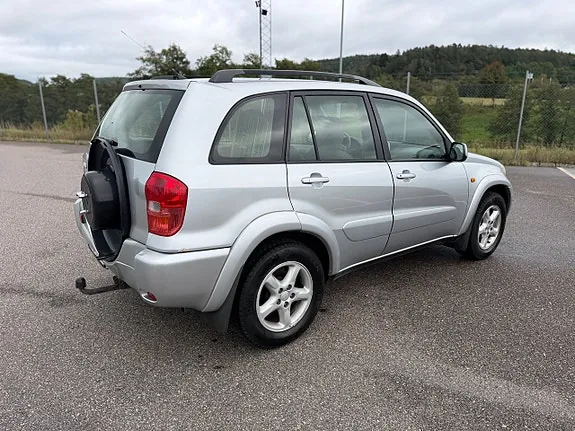 Toyota Rav4 2003 photo 2