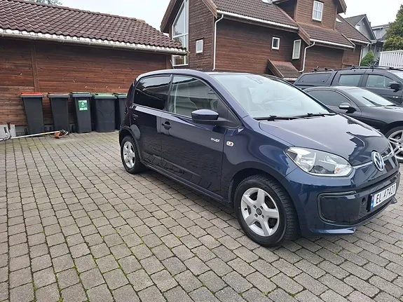 Volkswagen E-Up! 2015 photo 2