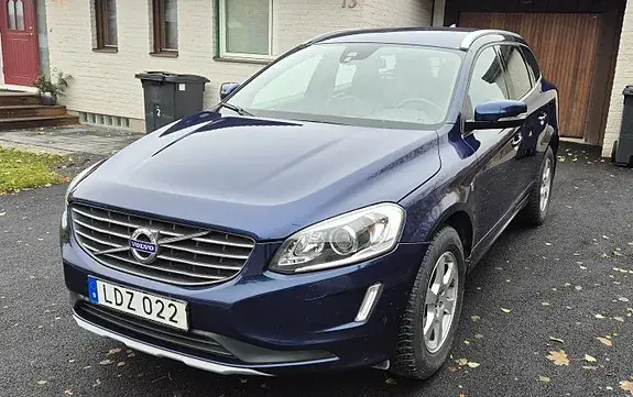 Volvo Xc60 2016 photo 2
