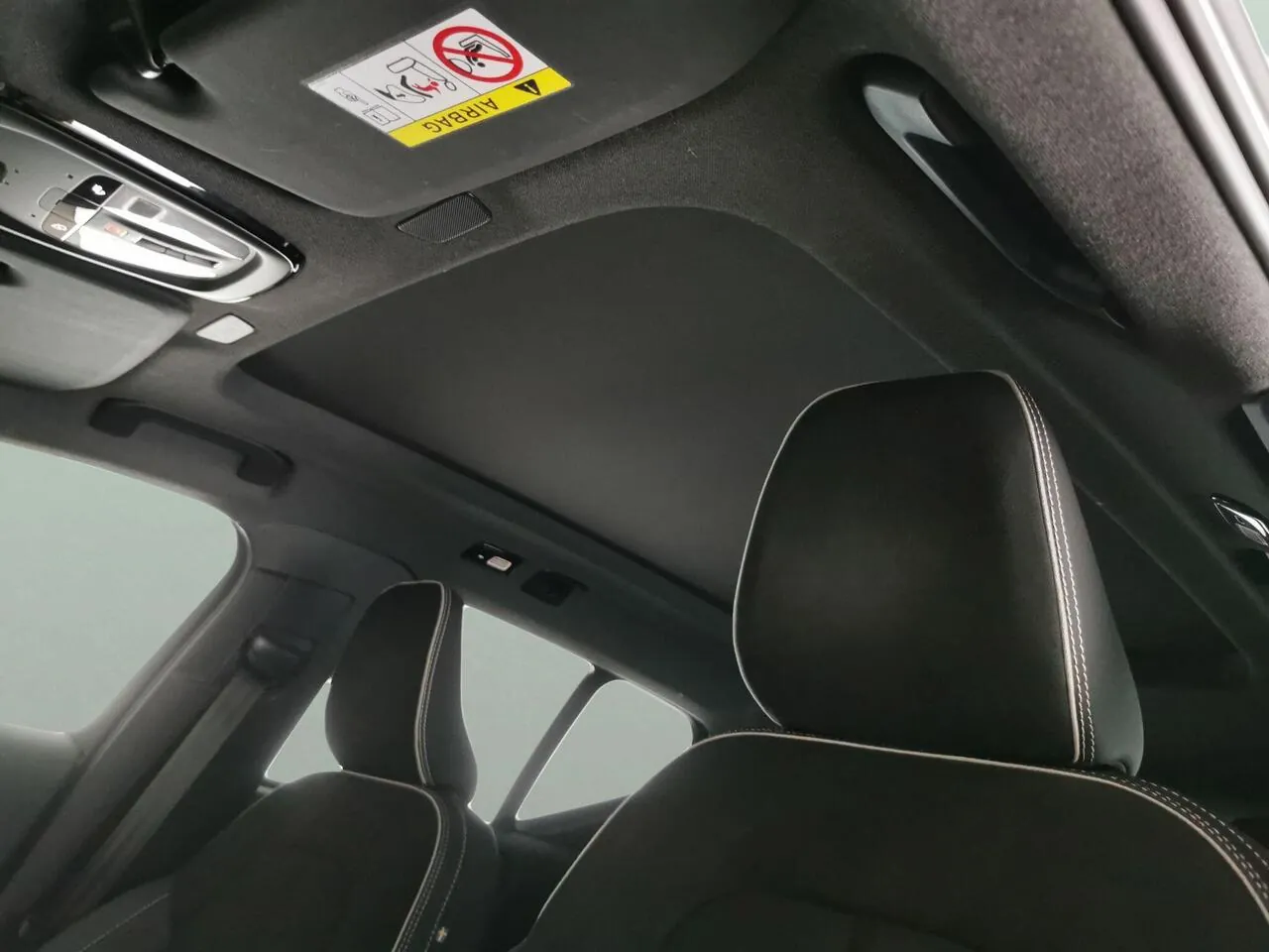 Volvo Xc40 2023 photo 5