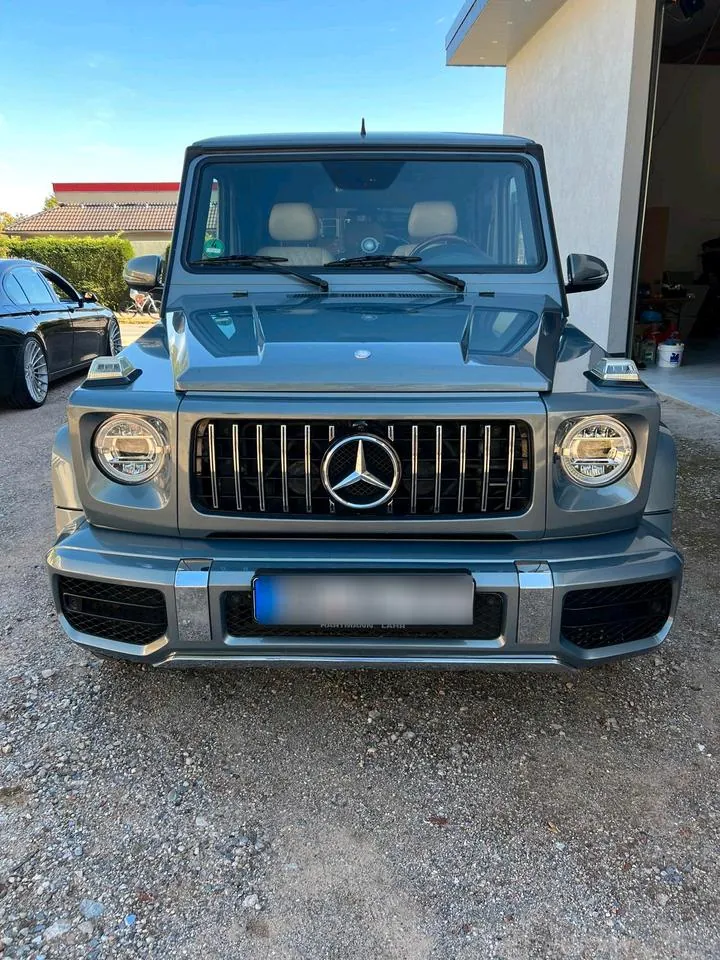 Mercedes-Benz G 500
