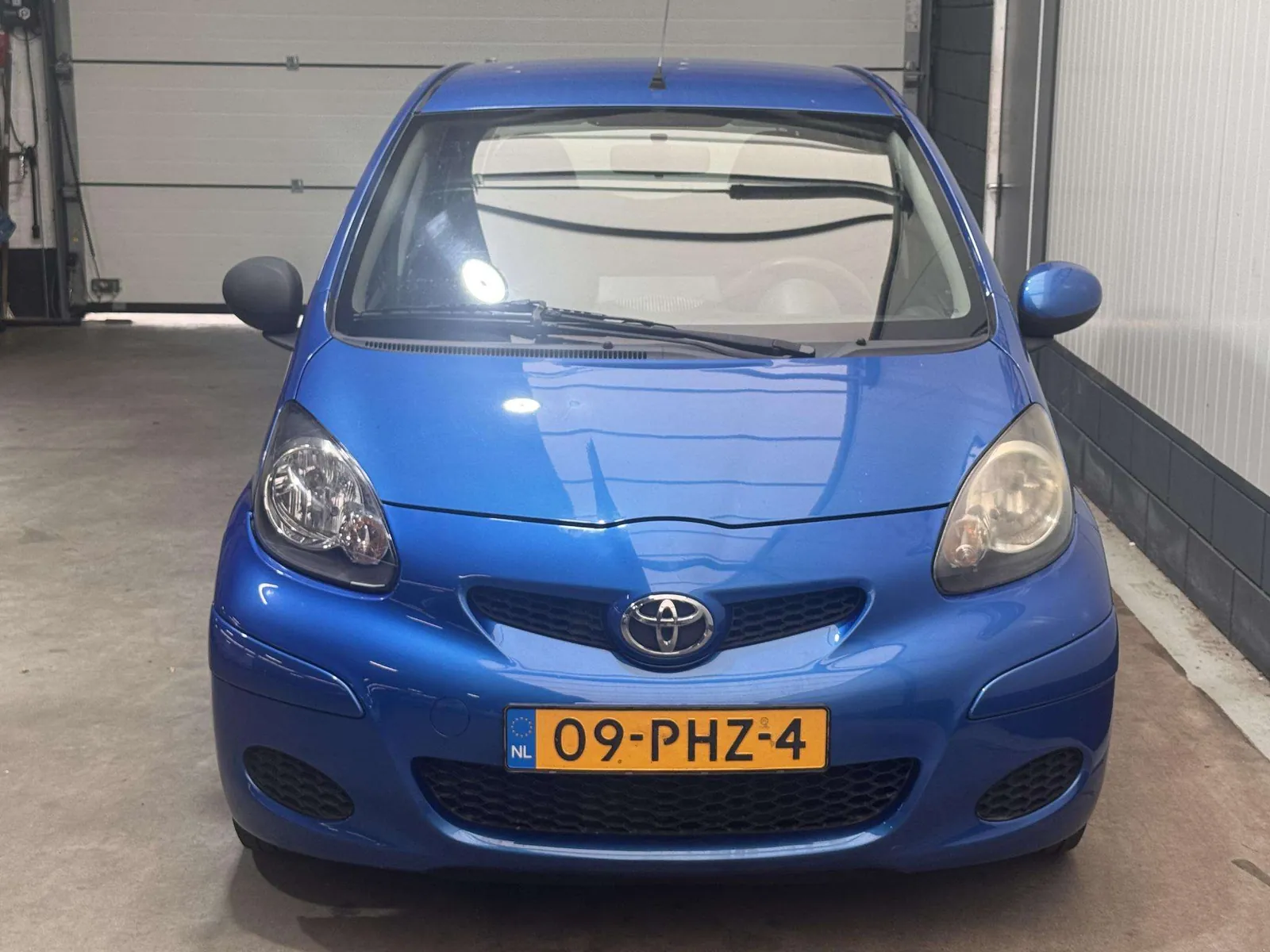 Toyota Aygo 2011 photo 2