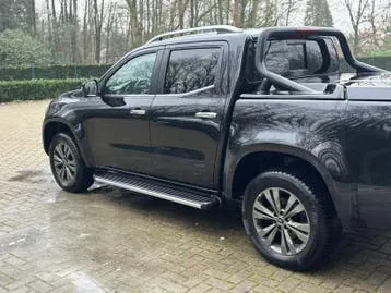 Mercedes-Benz X250