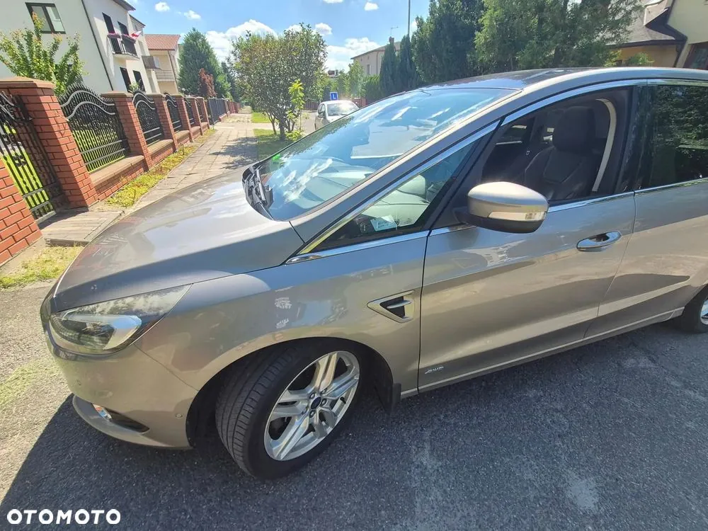 Ford S-Max 2016 photo 2