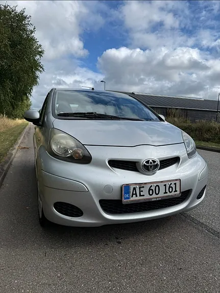 Toyota Aygo 2010 photo 2