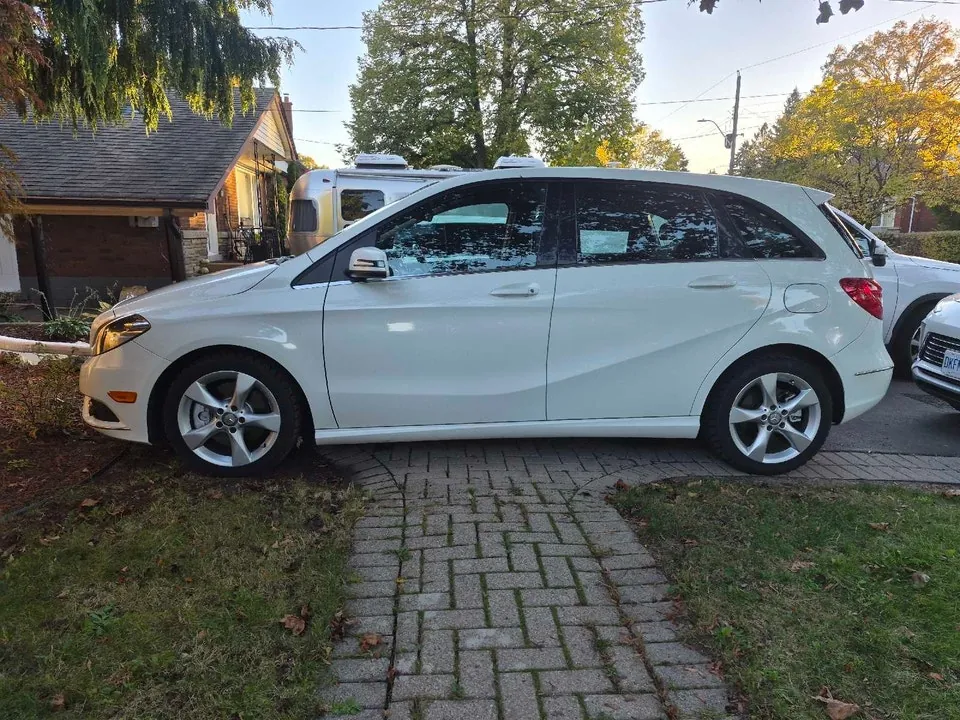 Mercedes-Benz B-Class 2014 photo 3