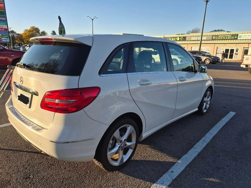 Mercedes-Benz B-Class 2014 photo 5