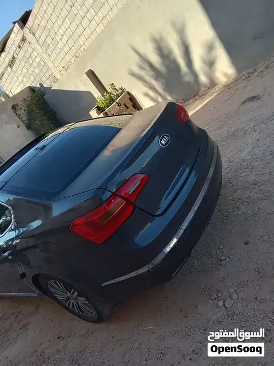Kia Cadenza 2010 photo 4