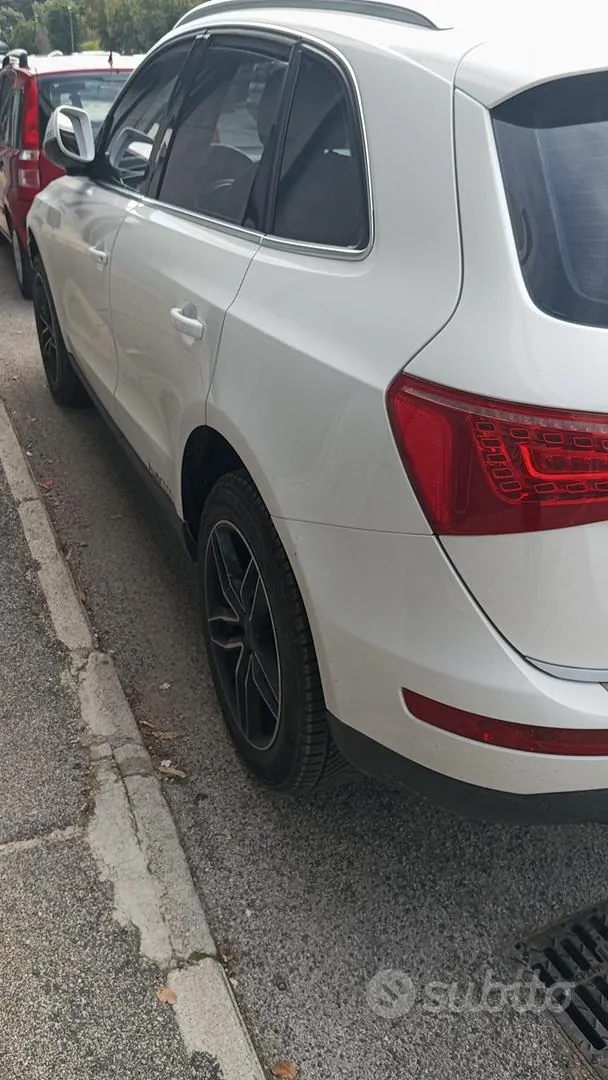 Audi Q5 2012 photo 2