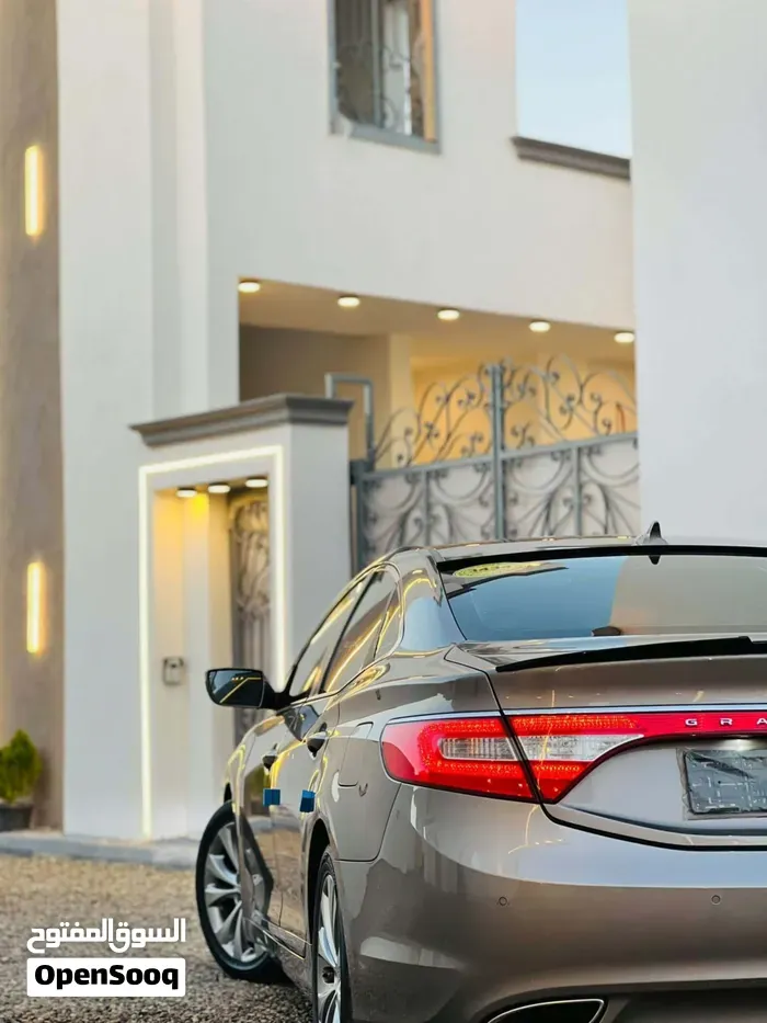 Hyundai Azera 2012 photo 4