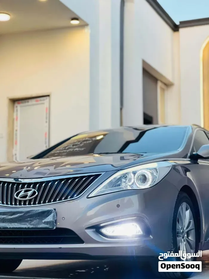Hyundai Azera 2012 photo 2