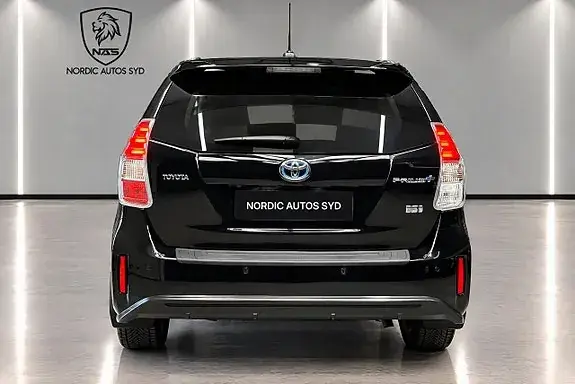 Toyota Prius 2017 photo 5