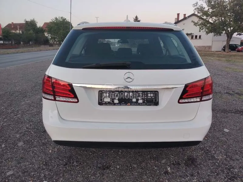Mercedes-Benz E 200 2016 photo 5