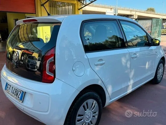 Volkswagen Up 2015 photo 5