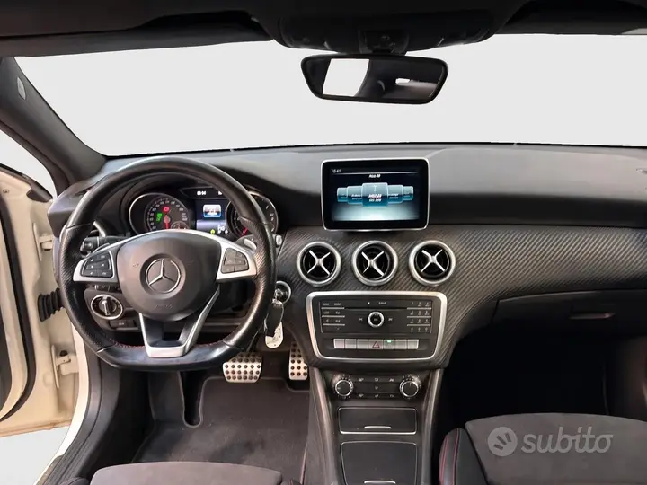 Mercedes-Benz A-Class 2016 photo 3