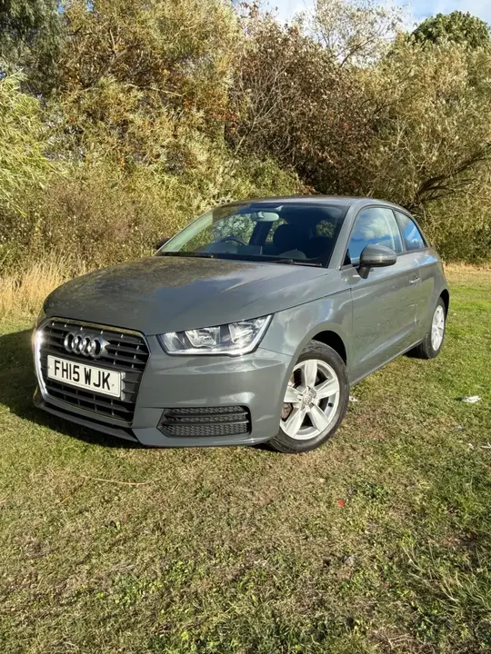 Audi A1 2015 photo 2