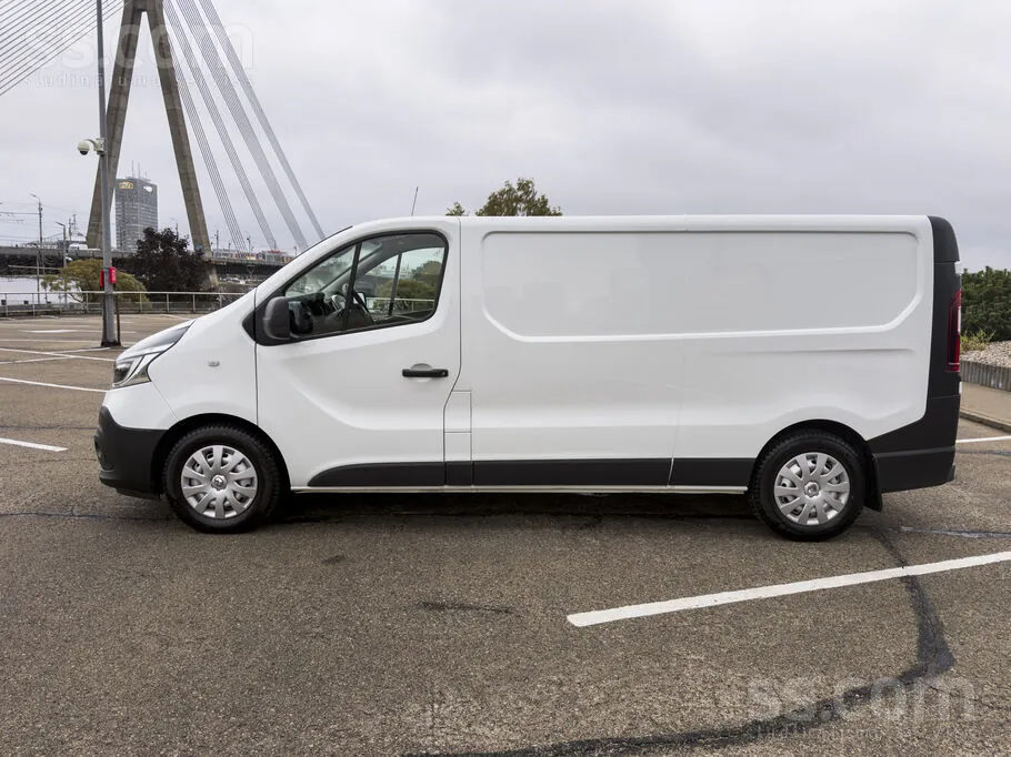 Renault Trafic 2021 photo 2