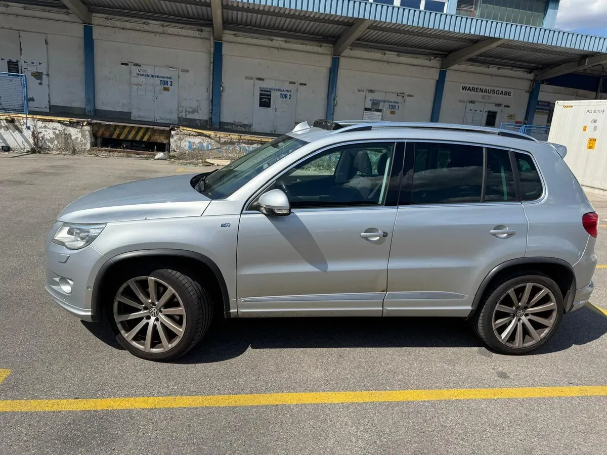 Volkswagen Tiguan 2010 photo 2
