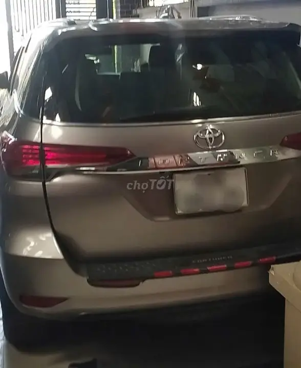 Toyota Fortuner 2022 photo 2
