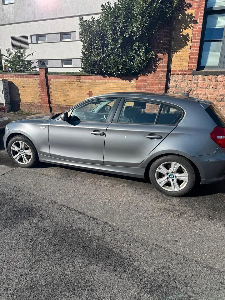 BMW E87