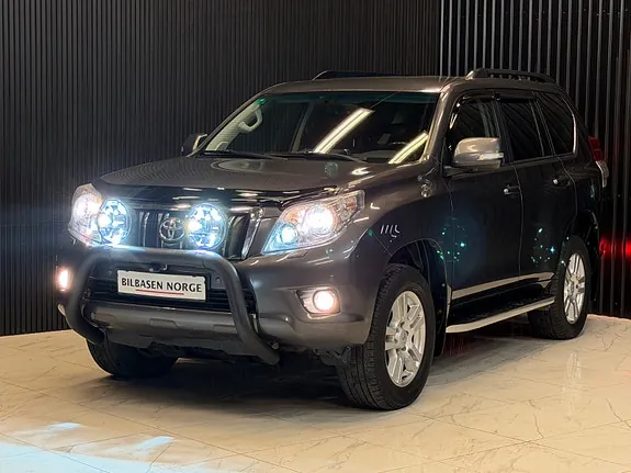 Toyota Land Cruiser 2013 photo 3