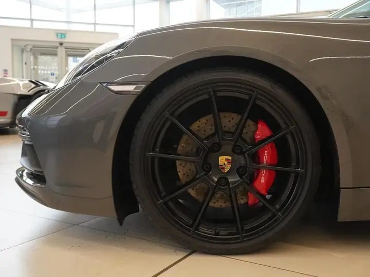 Porsche 718 Boxster 2024 photo 4