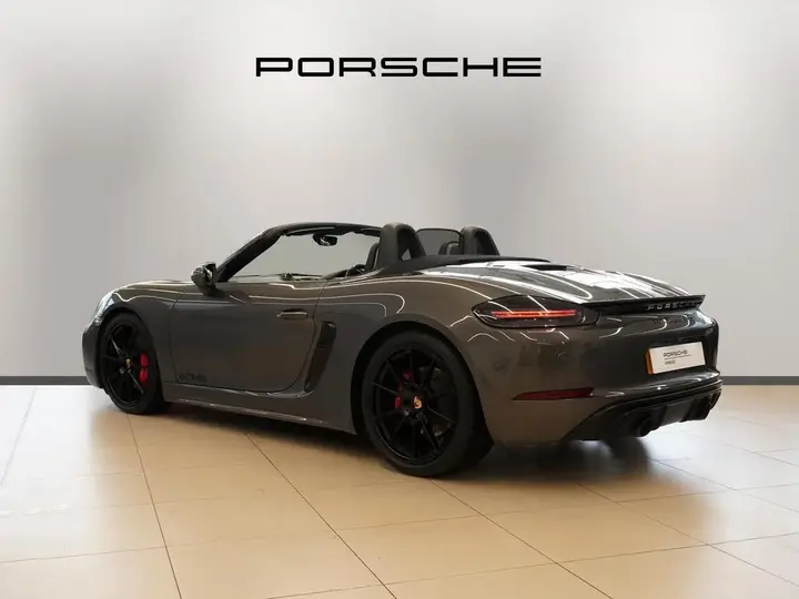 Porsche 718 Boxster 2024 photo 2