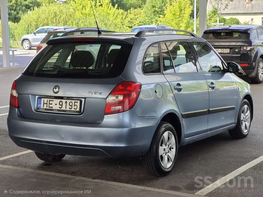 Skoda Fabia 2008 photo 4
