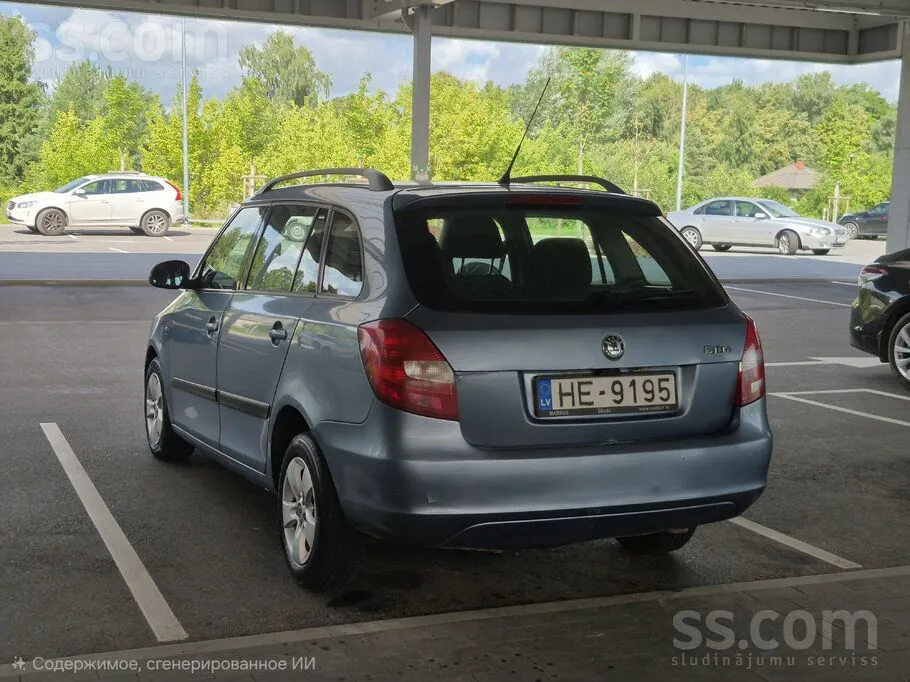 Skoda Fabia 2008 photo 3