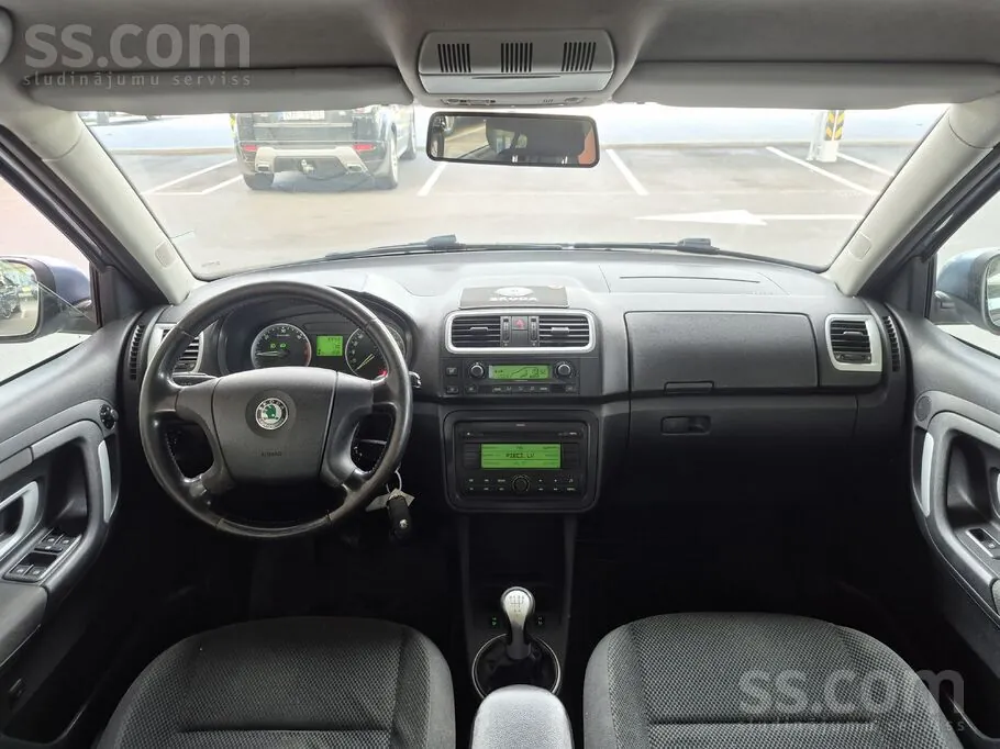 Skoda Fabia 2008 photo 5
