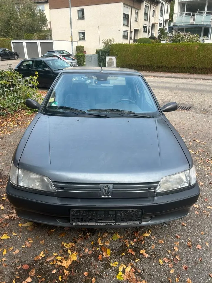 Peugeot 306