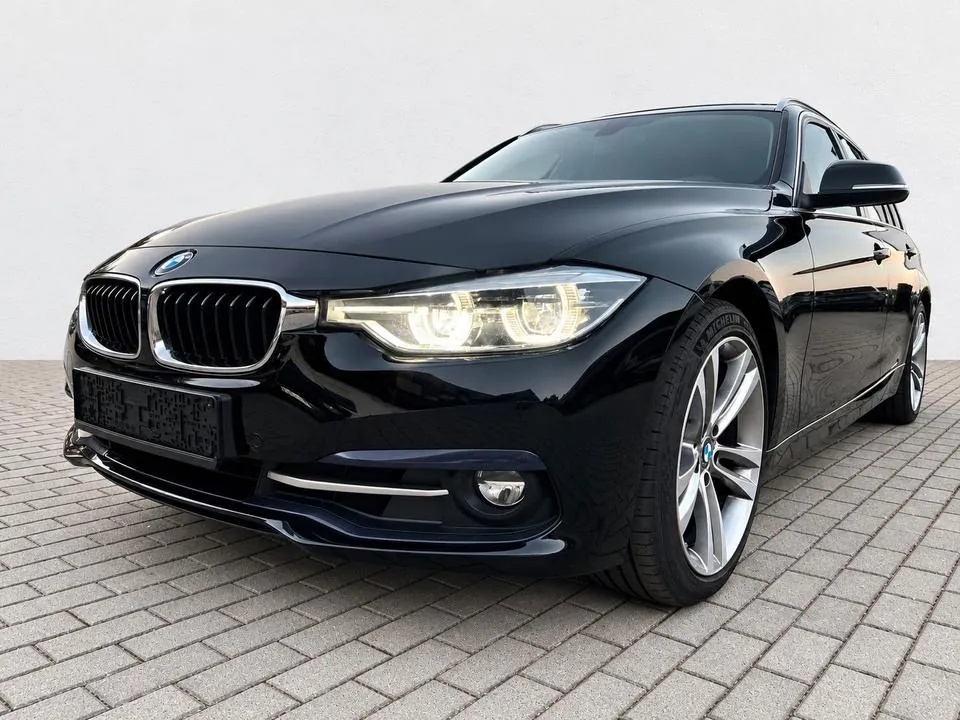 BMW 330I