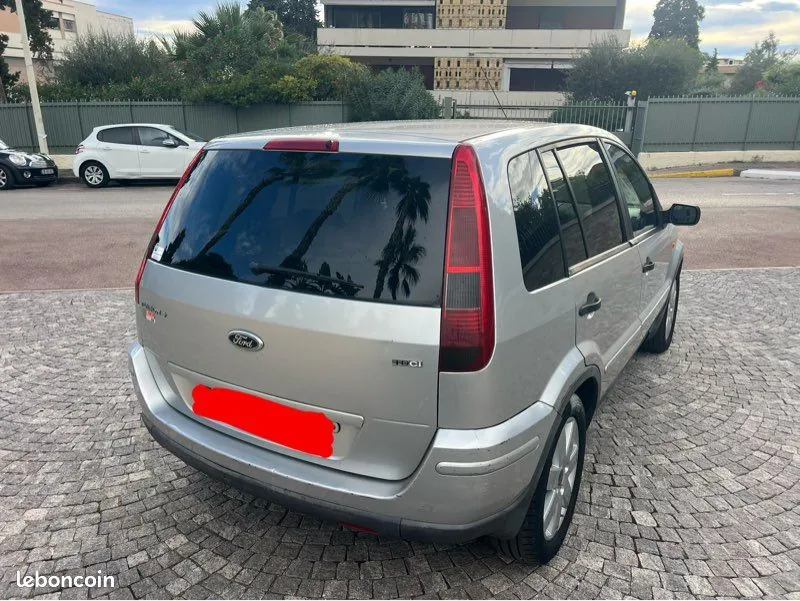 Ford Fusion 2004 photo 4
