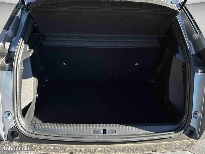 Peugeot 2008 2025 photo 5