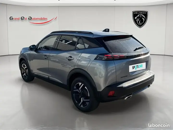 Peugeot 2008 2025 photo 3