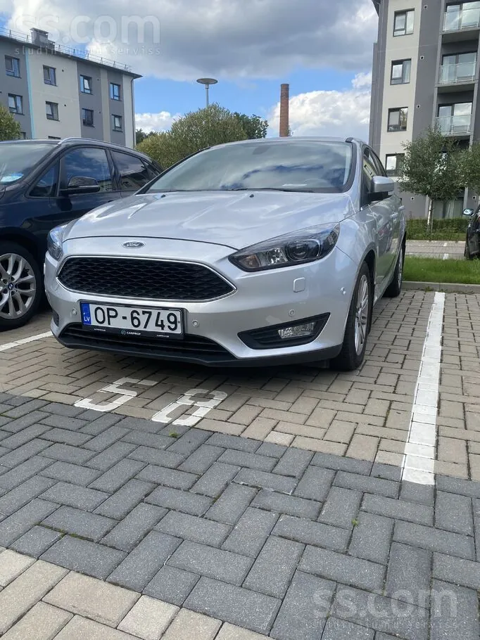 Ford Focus 2017 photo 2